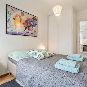  Apartment Cosy Apt. In Near Airport- Metro-beach. Denmark